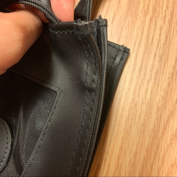 GUC Vintage Black Flower Screen Shoulder Bag - Picture 13 of 16